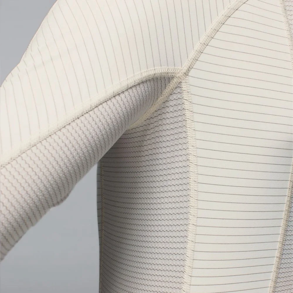 Lululemon Run For Gold 1/2 Zip - Picture 6 of 16